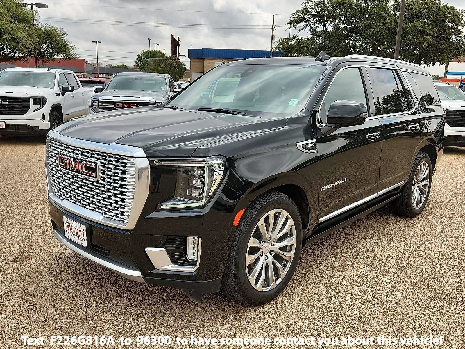 Used 2021 GMC Yukon Denali AWD/4WD image 1