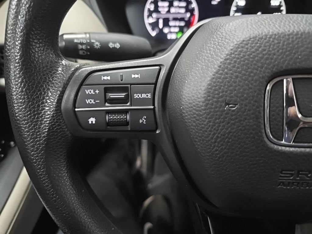 Used 2023 Honda HR-V LX image 19