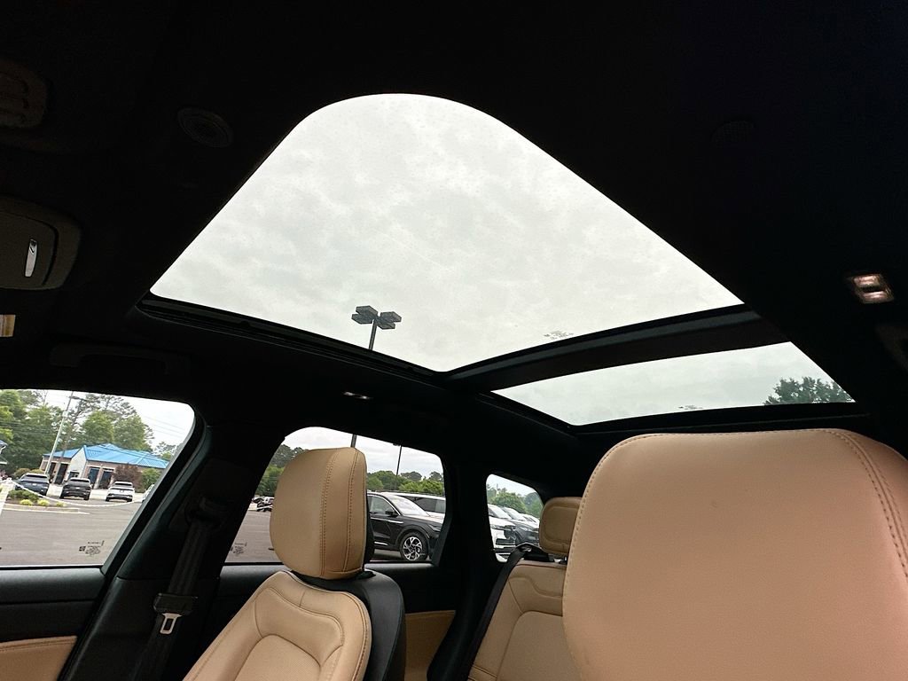 Certified 2022 Lincoln Corsair Grand Touring w/ Elements Technology Bundle AWD/4WD image 11
