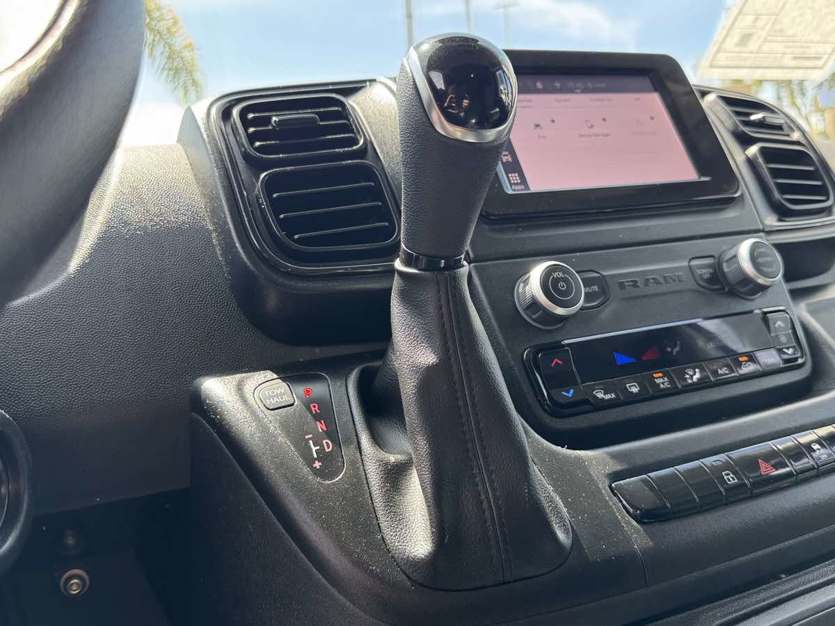 Used 2025 RAM ProMaster 2500 w/ Convenience Group FWD image 26