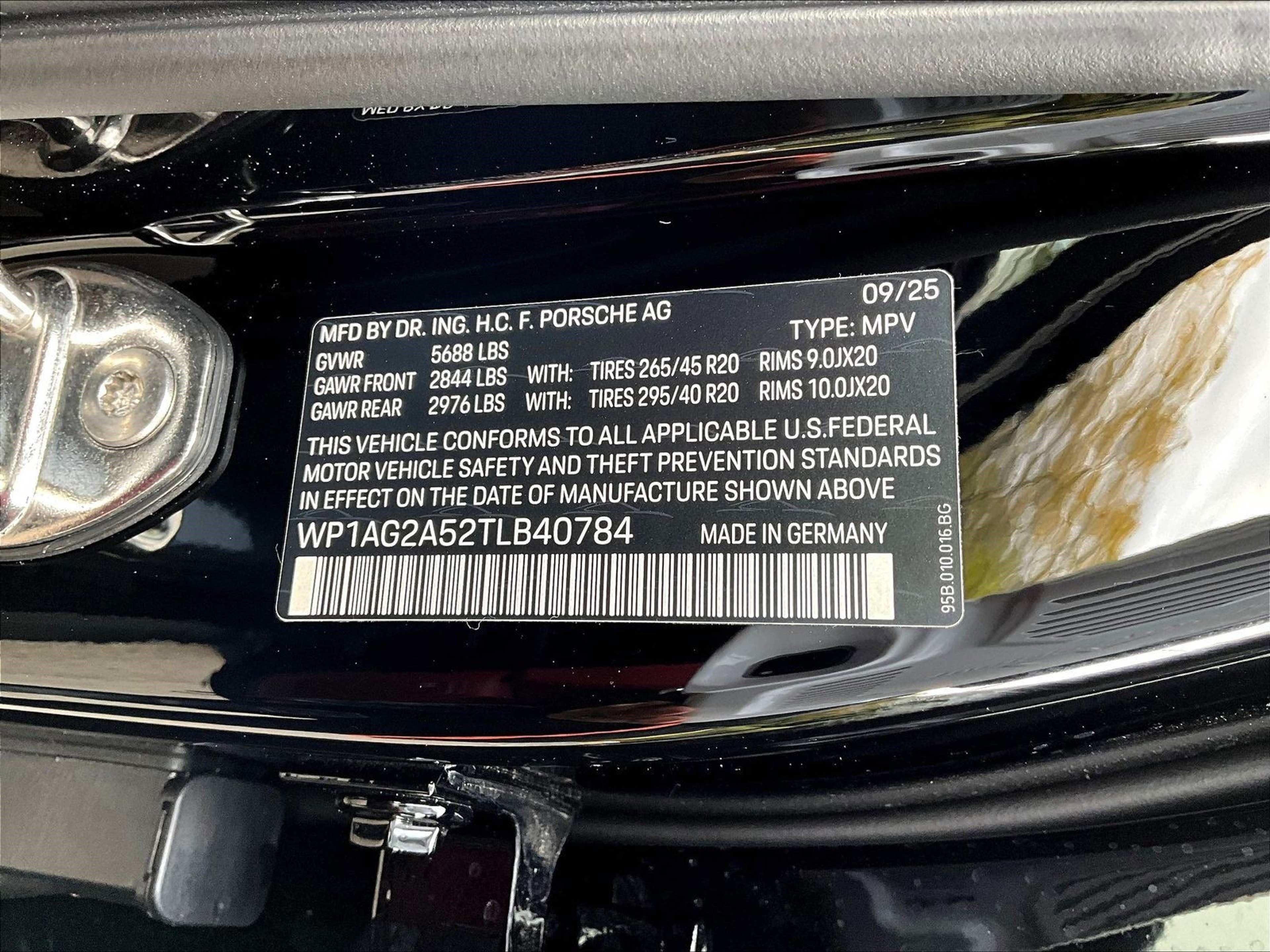 New 2026 Porsche Macan S image 15