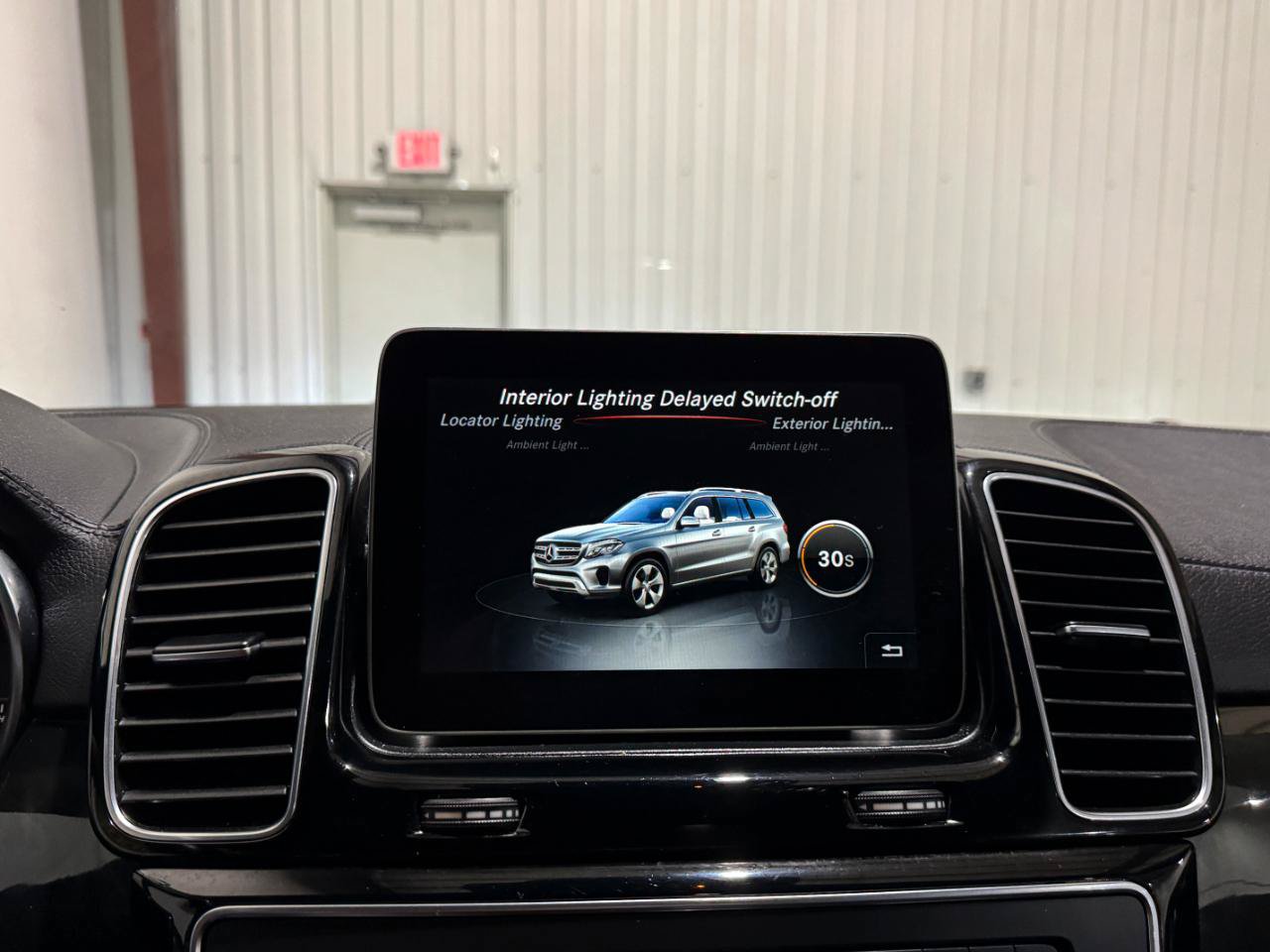 Used 2018 Mercedes-Benz GLS 450 4MATIC image 45