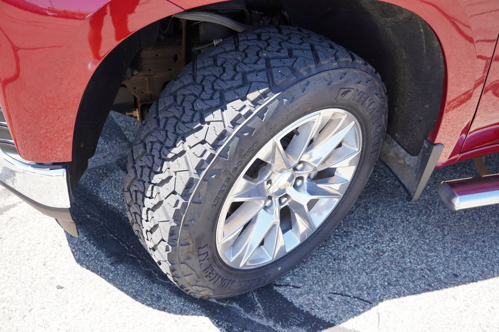 Certified 2019 Chevrolet Silverado 1500 LTZ w/ LTZ Premium Package AWD/4WD image 13