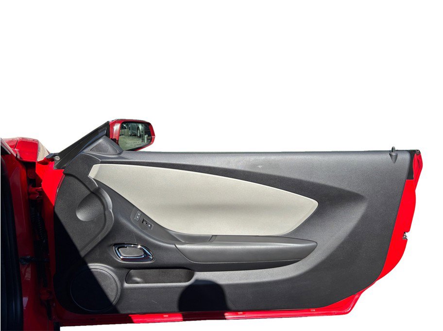 Used 2015 Chevrolet Camaro LS RWD image 32