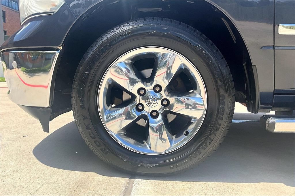 Used 2016 RAM 1500 SLT RWD image 11