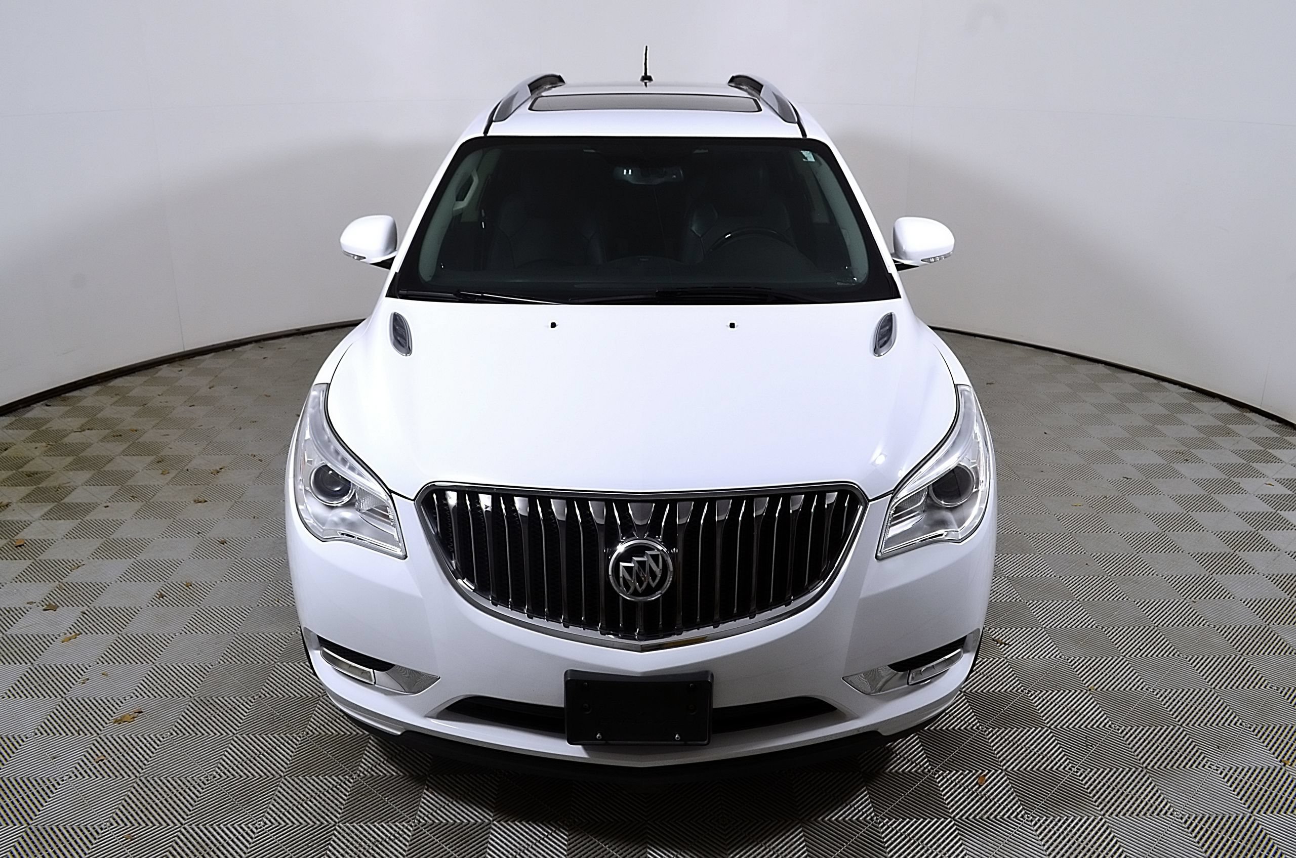 Used 2017 Buick Enclave Leather FWD image 5