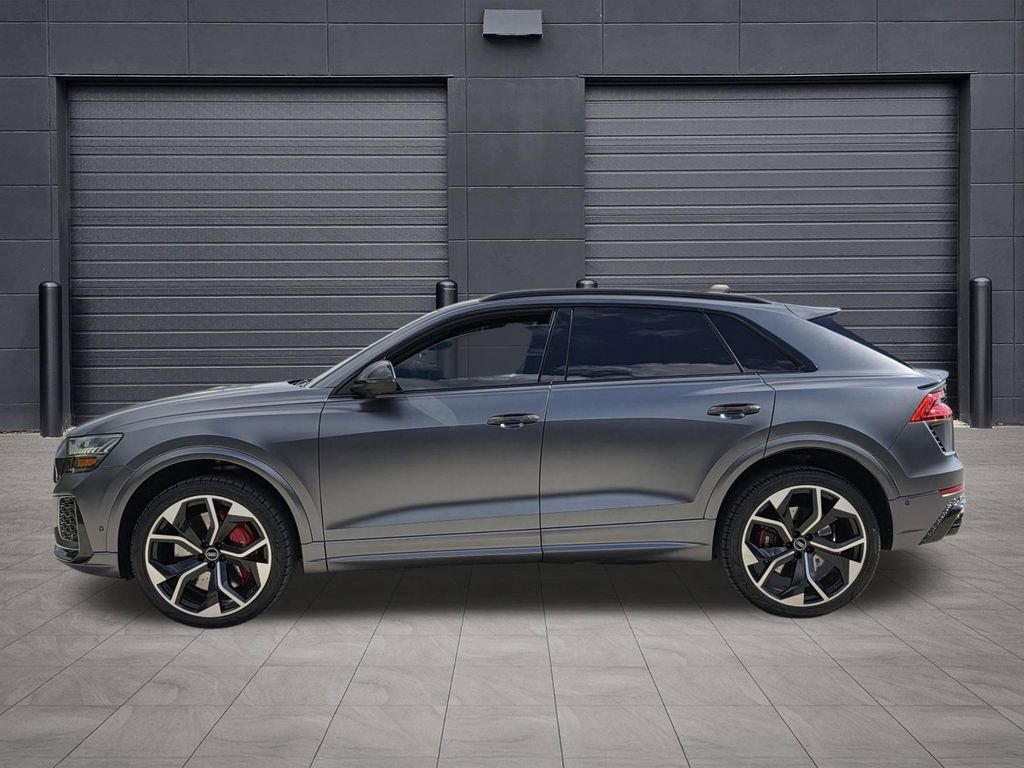 Used 2022 Audi RS Q8 AWD/4WD image 2