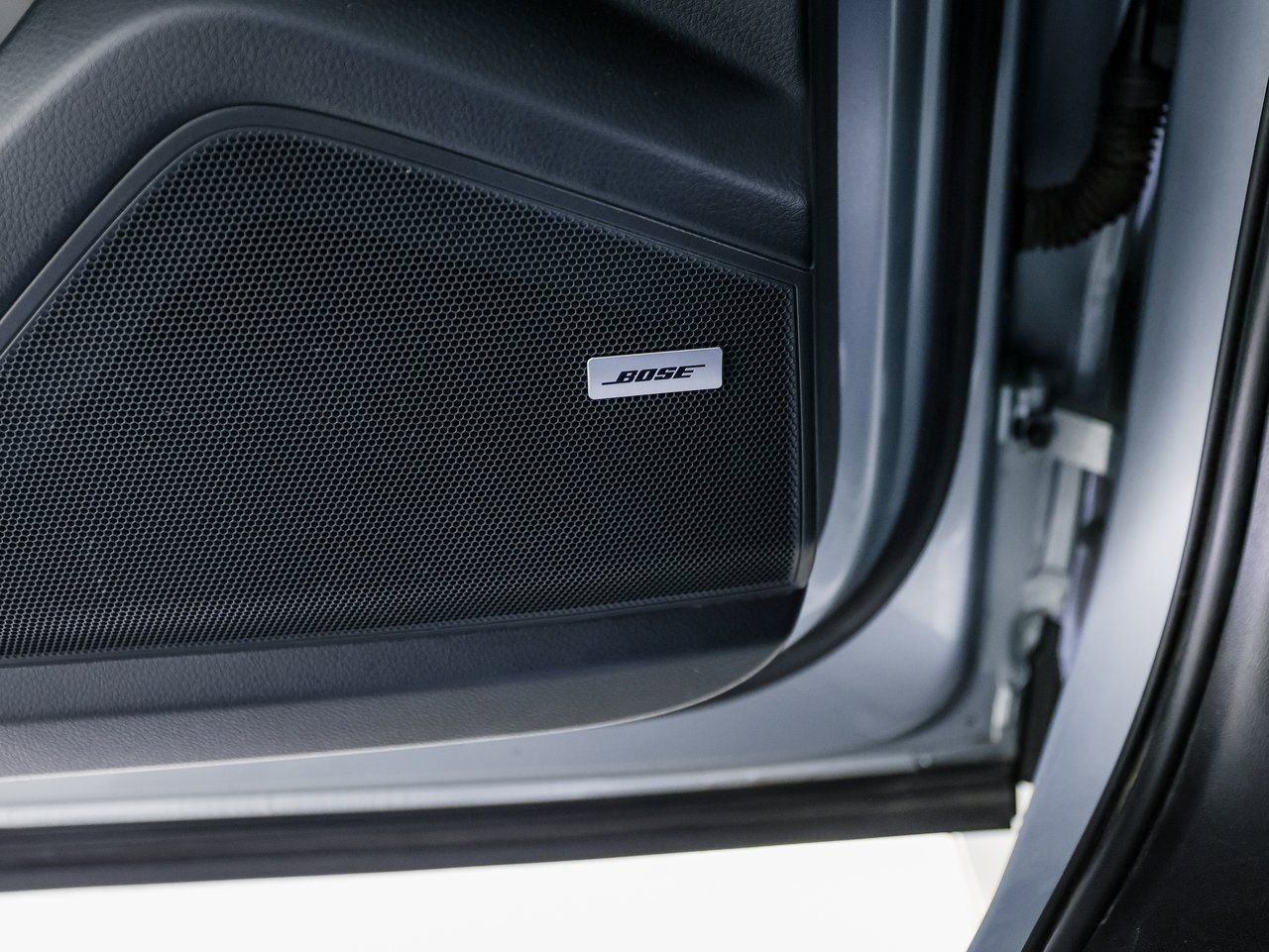 Certified 2020 Porsche Cayenne image 22