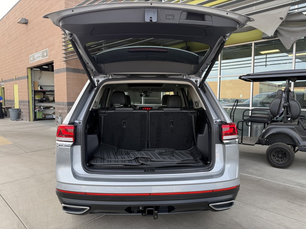 Used 2024 Volkswagen Atlas SEL AWD/4WD image 42