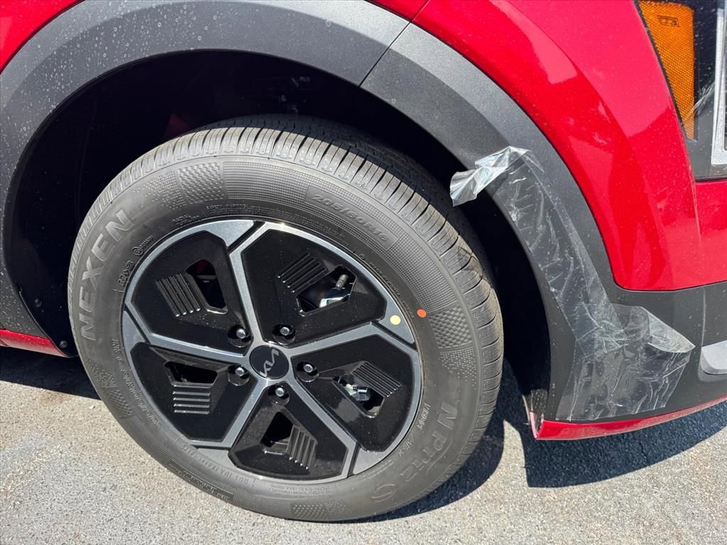 New 2026 Kia Niro LX FWD image 2