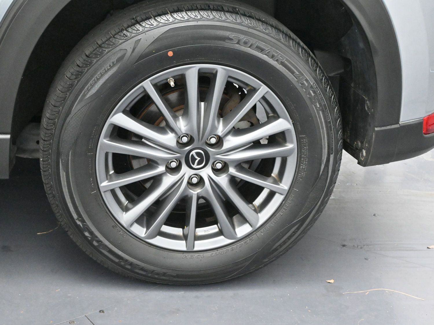 Used 2020 MAZDA CX-5 Touring image 32