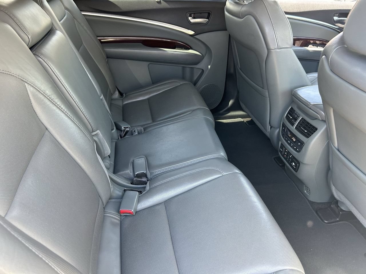 Used 2014 Acura MDX w/ Advance & Entertainment Pac FWD image 15