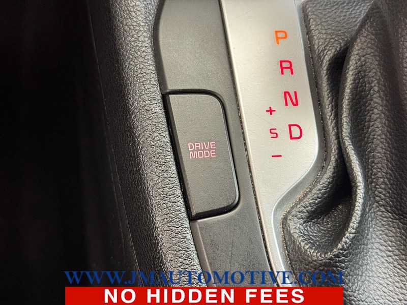 Used 2024 Kia Forte LXS FWD image 30