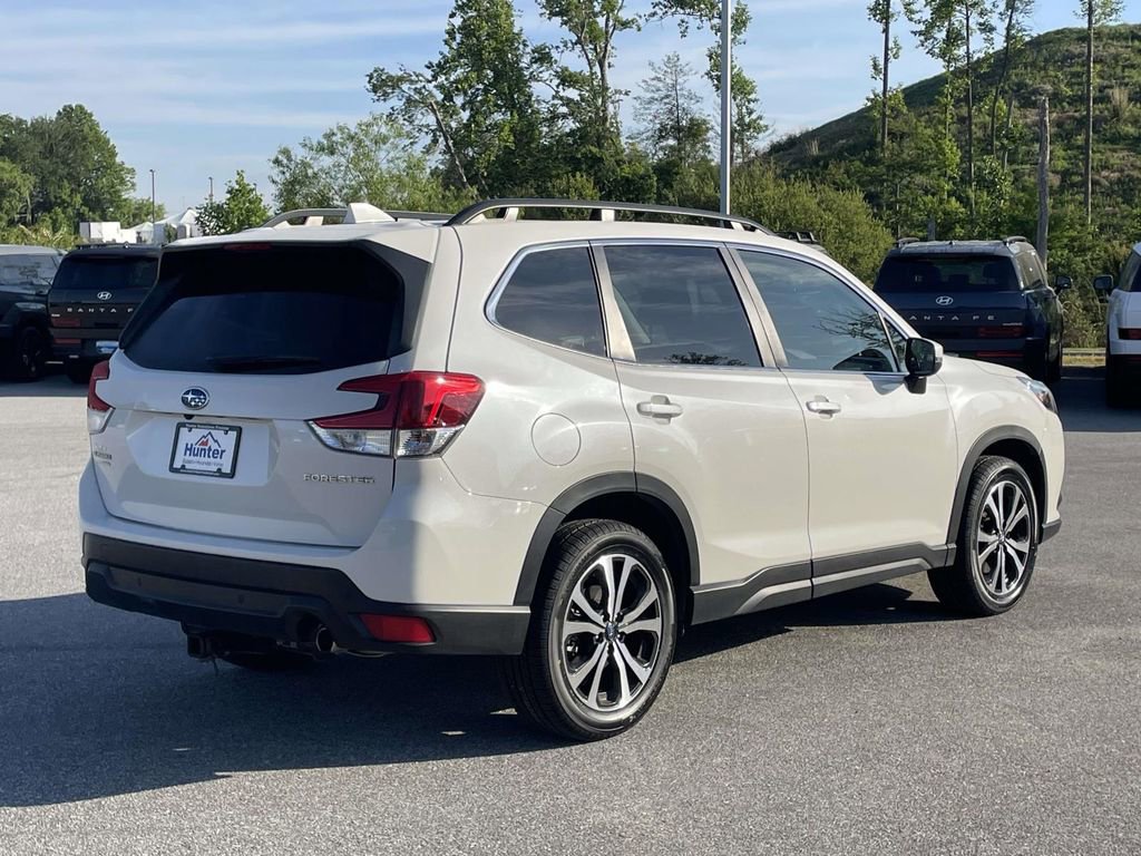 Certified 2023 Subaru Forester Limited AWD/4WD image 30