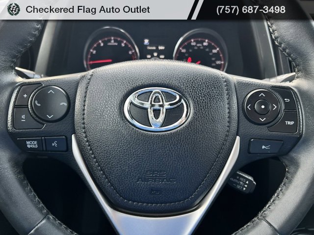 Used 2017 Toyota RAV4 SE image 27