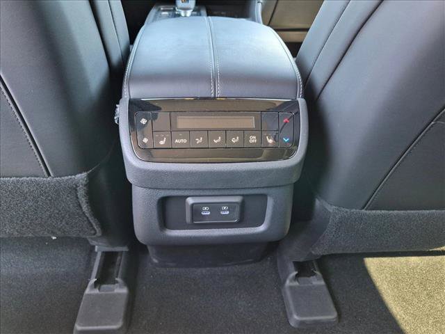 Certified 2026 INFINITI QX60 Luxe w/ Family Package FWD image 18
