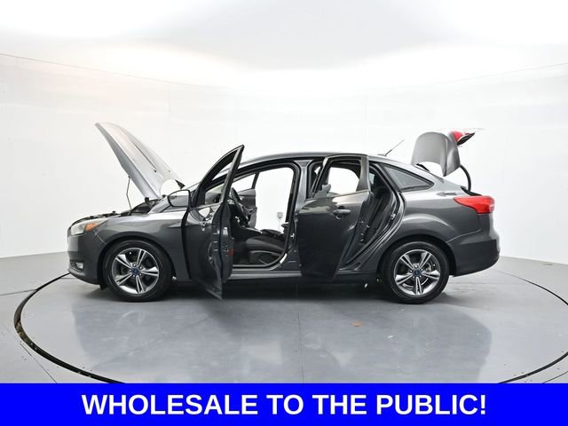 Used 2017 Ford Focus SE image 37