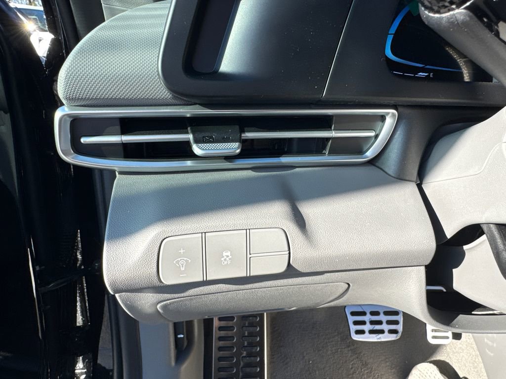 New 2026 Hyundai Elantra Sport image 19