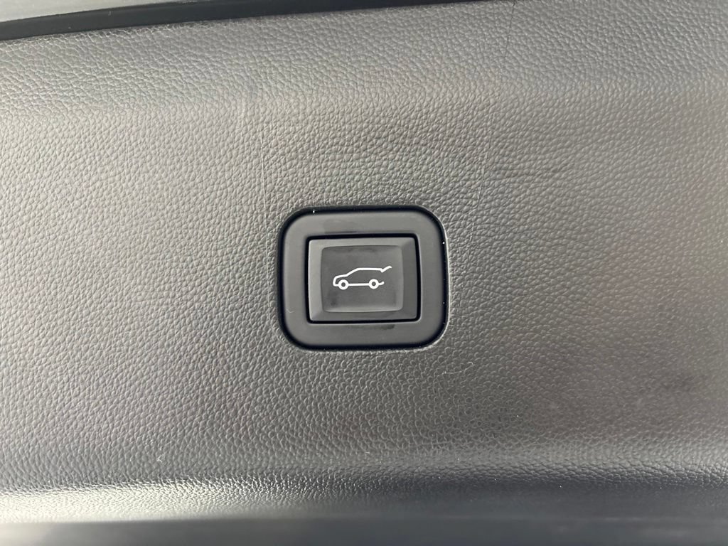 Used 2023 Buick Enclave Essence w/ Experience Buick Package AWD/4WD image 51