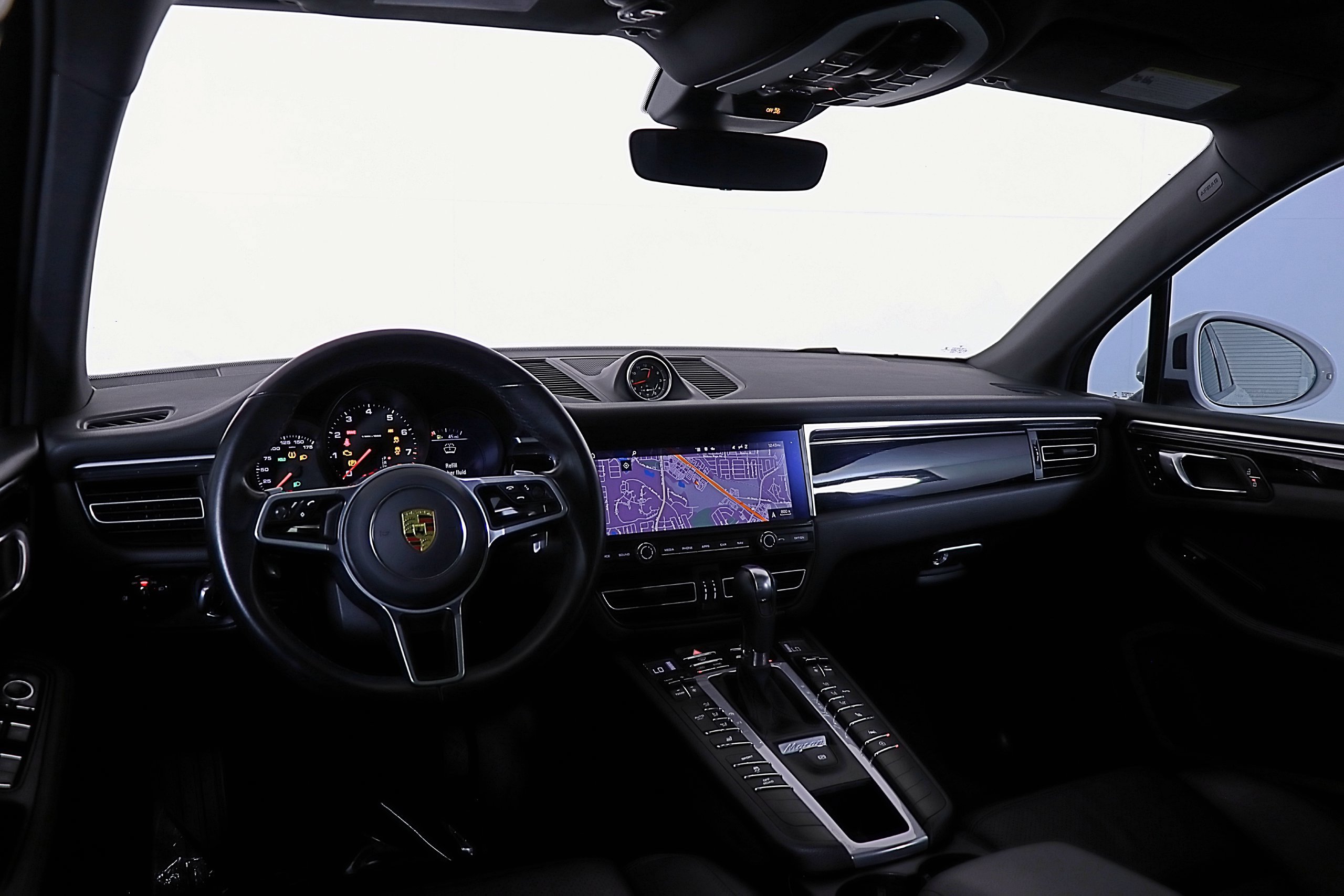 Used 2021 Porsche Macan AWD/4WD image 13