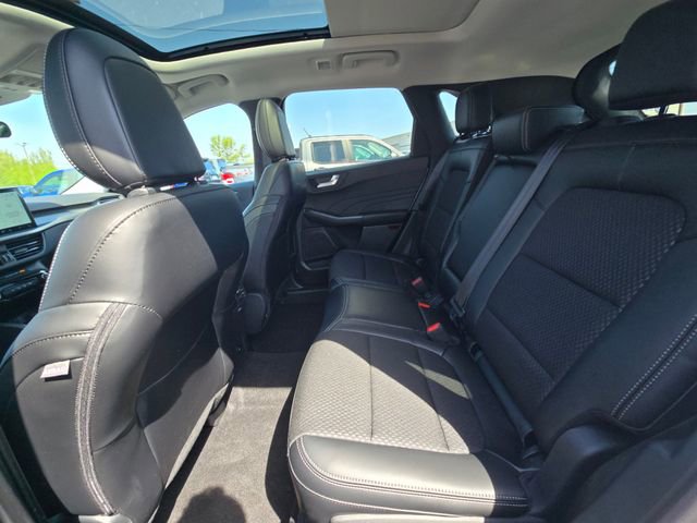 New 2025 Ford Escape SE image 12