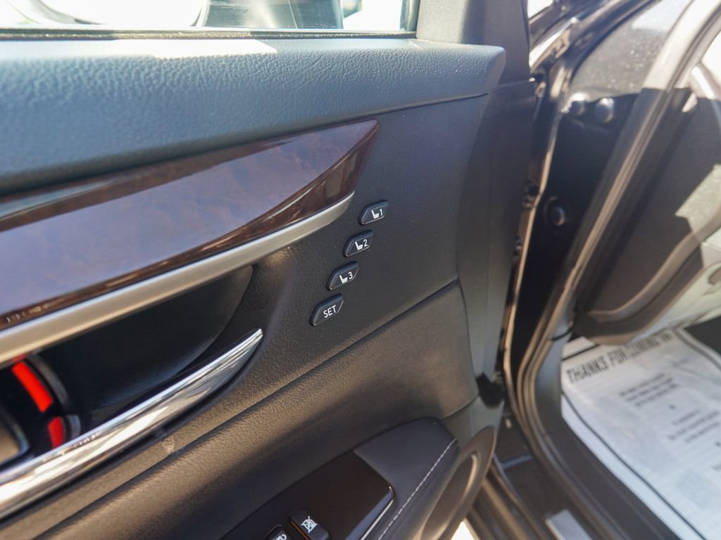 Used 2017 Lexus ES 350 w/ Premium Package FWD image 16