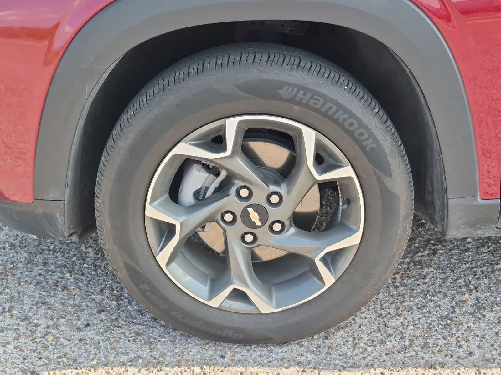 Used 2024 Chevrolet Trax LT FWD image 31