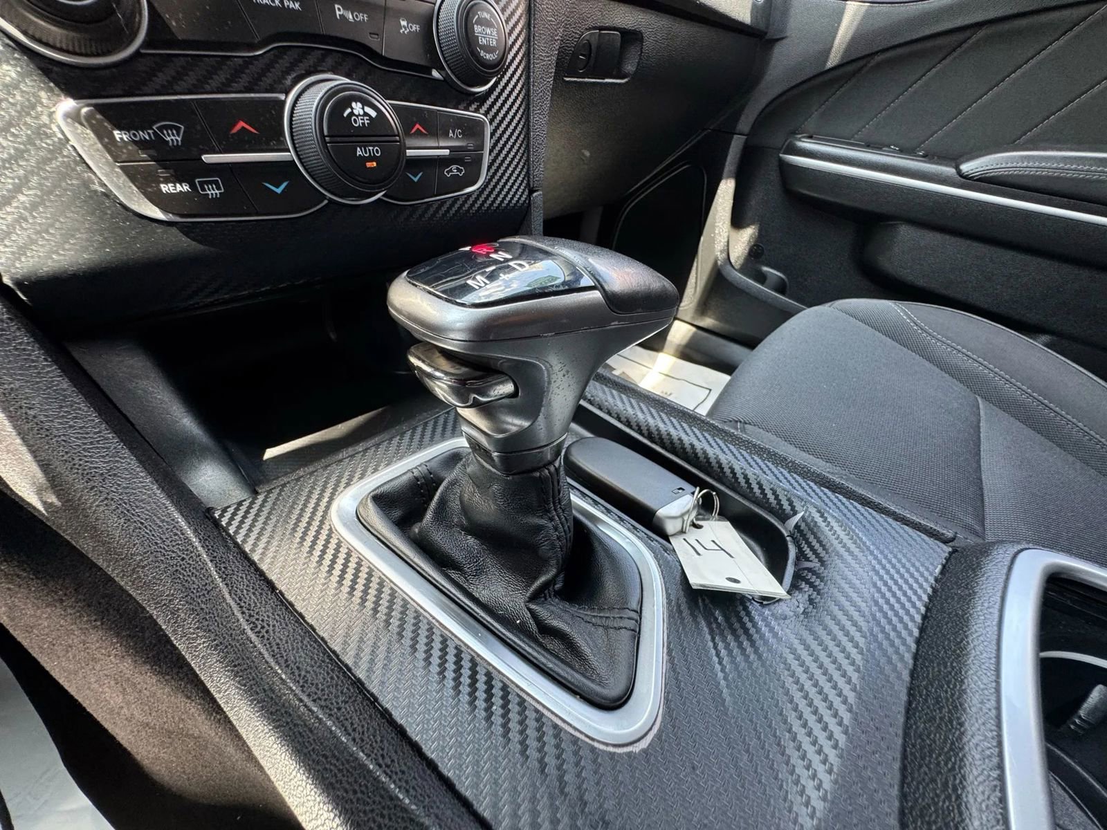Used 2019 Dodge Charger SXT AWD/4WD image 24