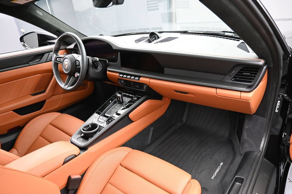 Certified 2026 Porsche 911 Carrera GTS RWD image 28