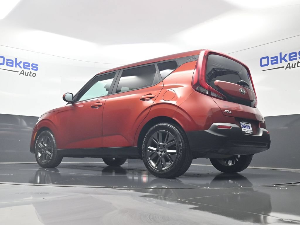 Certified 2021 Kia Soul S FWD image 38