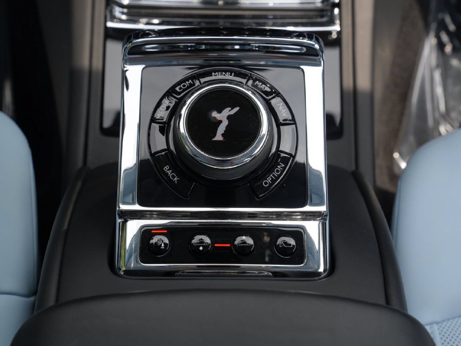 Certified 2024 Rolls-Royce Phantom Sedan w/ The Phantom Package RWD image 38