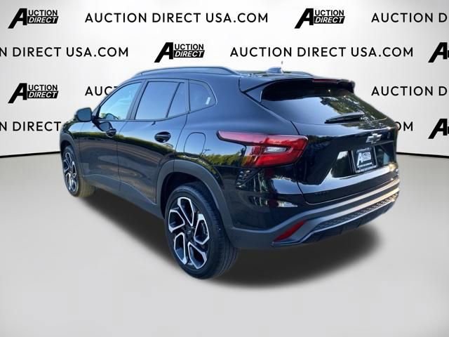 Used 2025 Chevrolet Trax RS FWD image 21