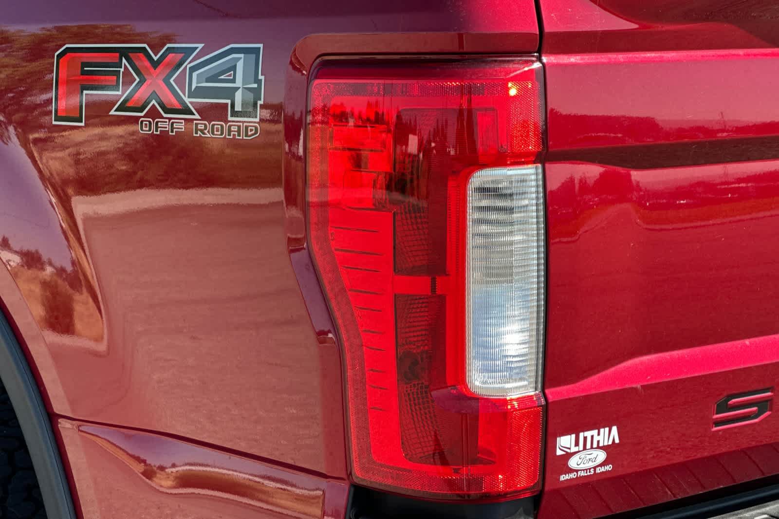 Used 2018 Ford F250 Lariat w/ Lariat Value Package AWD/4WD image 26