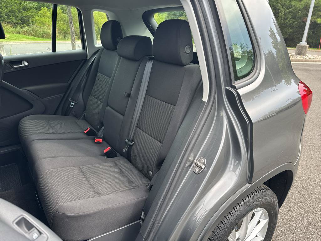 Used 2018 Volkswagen Tiguan Limited AWD/4WD image 27