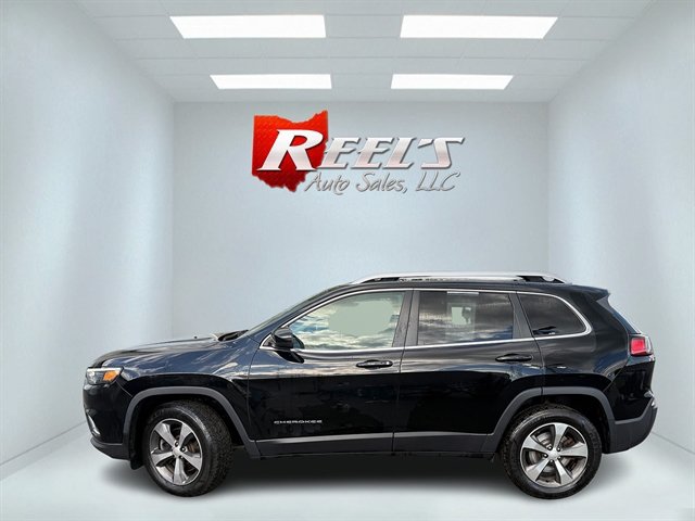 Used 2019 Jeep Cherokee Limited AWD/4WD image 39