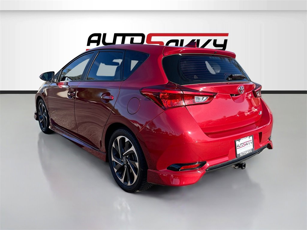 Used 2017 Toyota Corolla iM image 5