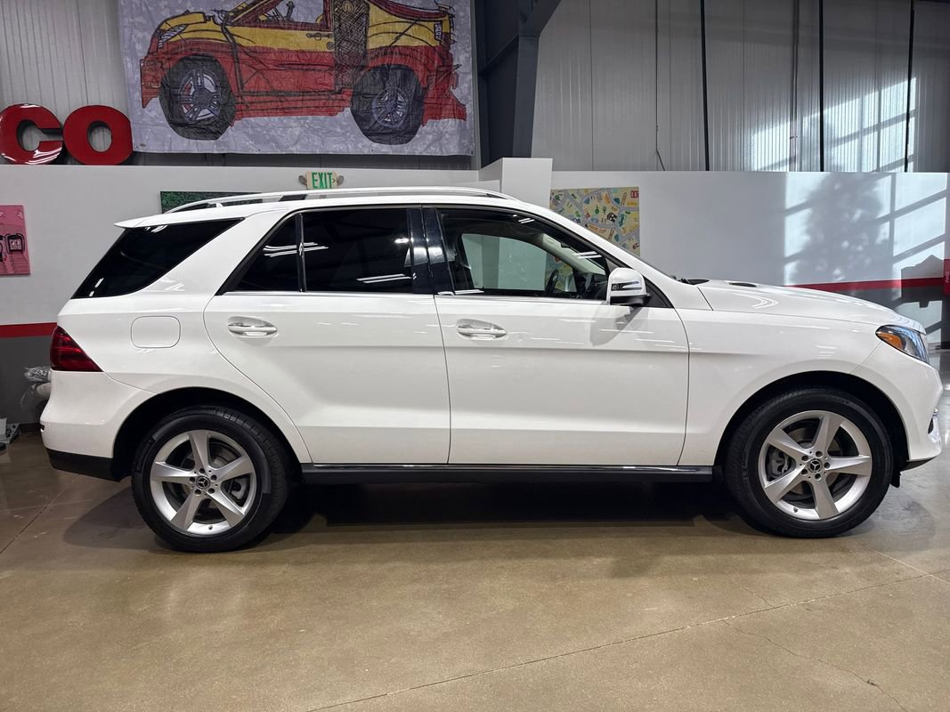 Used 2017 Mercedes-Benz GLE 350 4MATIC image 3