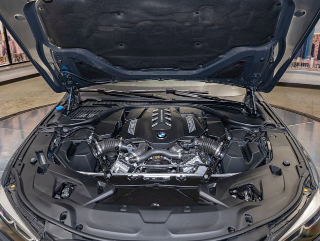 Certified 2022 BMW M850i Gran Coupe xDrive AWD/4WD image 5