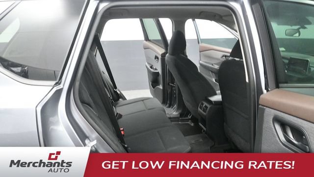 Used 2023 Nissan Rogue S AWD/4WD image 16