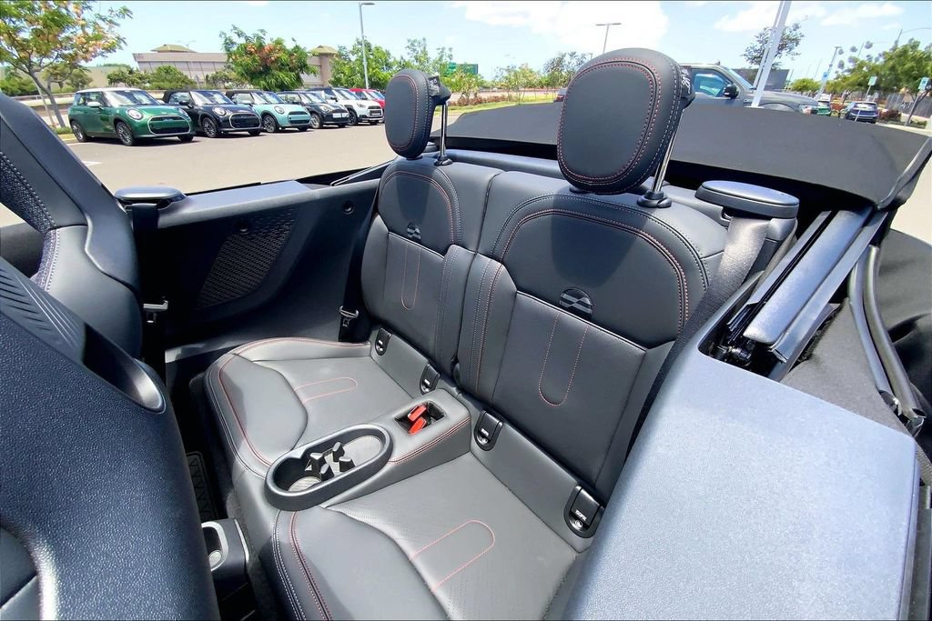 Used 2026 MINI Cooper S FWD image 26