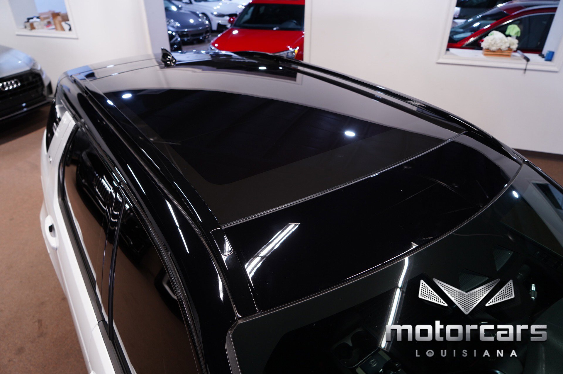 Used 2022 Land Rover Discovery Sport SE R-Dynamic image 15