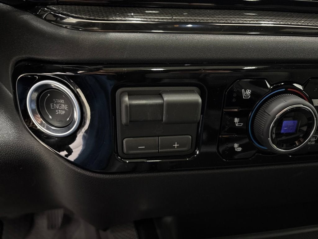 New 2026 Chevrolet Silverado 2500 ZR2 AWD/4WD image 21