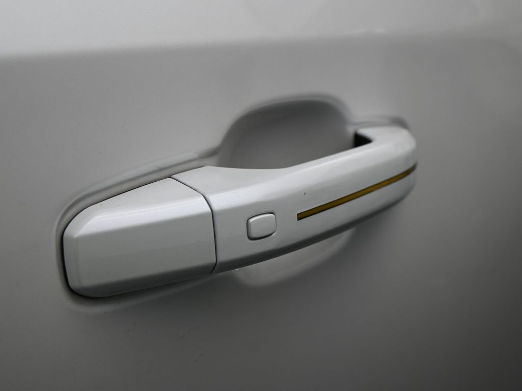 Used 2022 Chevrolet Silverado 1500 High Country image 60