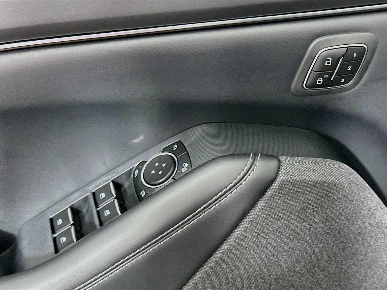 Used 2023 Ford Mustang Mach-E Premium AWD/4WD image 19