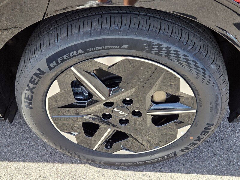 New 2025 Kia EV6 Wind RWD image 5