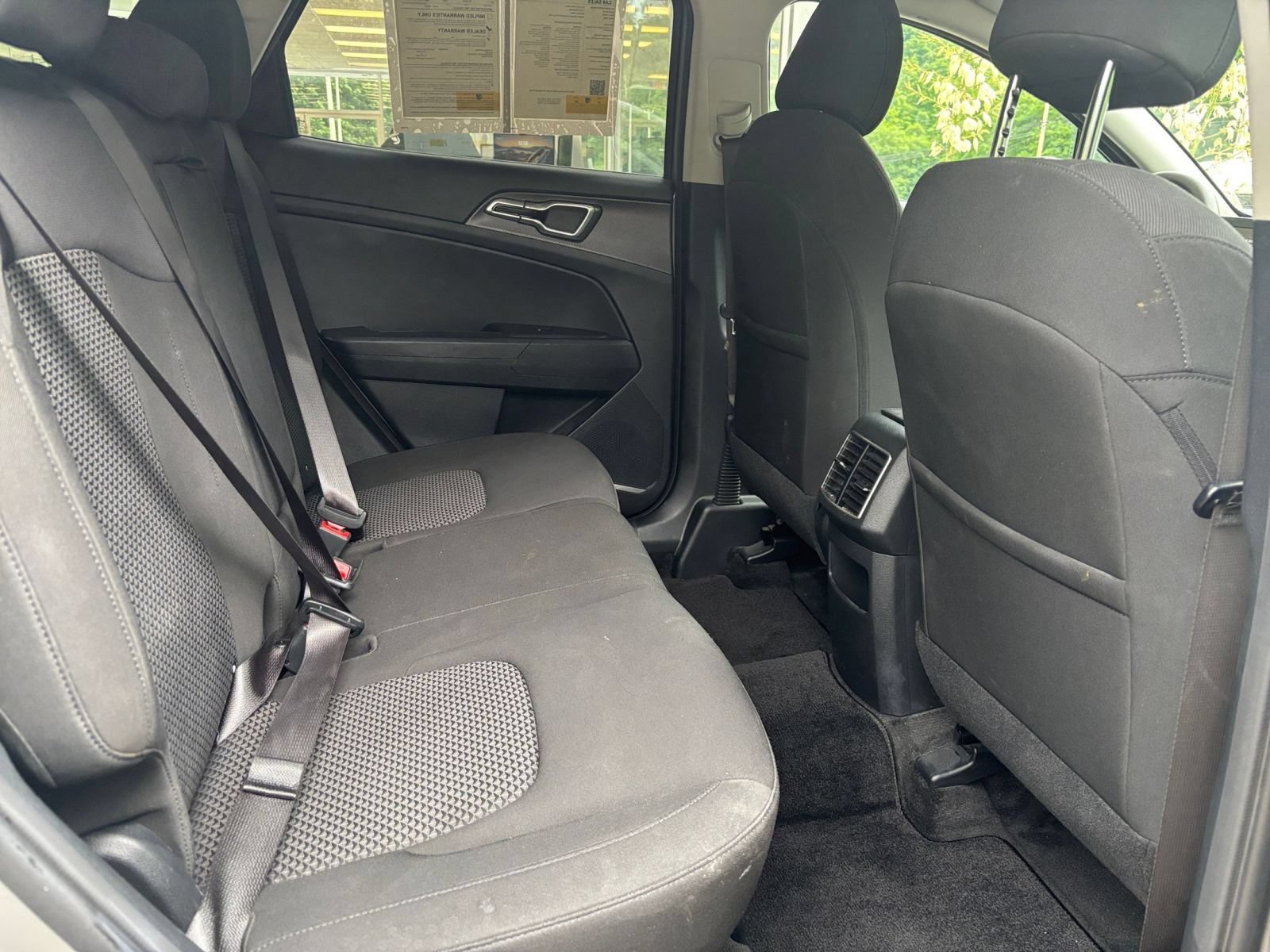 Used 2025 Kia Sportage LX FWD image 38