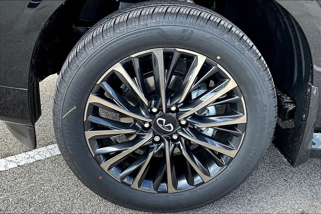 New 2026 INFINITI QX80 Autograph AWD/4WD image 16