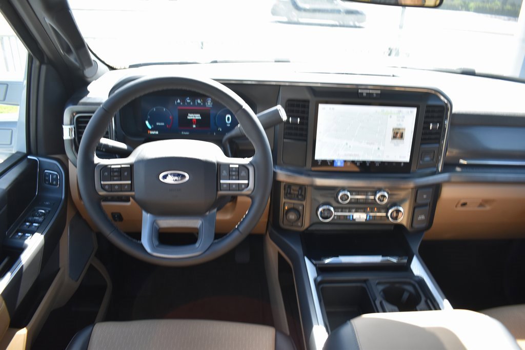 Used 2025 Ford F450 Lariat w/ FX4 Off-Road Package image 19