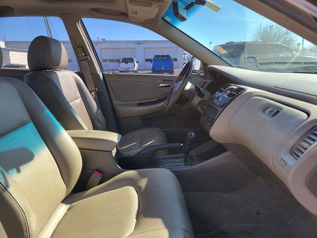 Used 2001 Honda Accord EX image 19