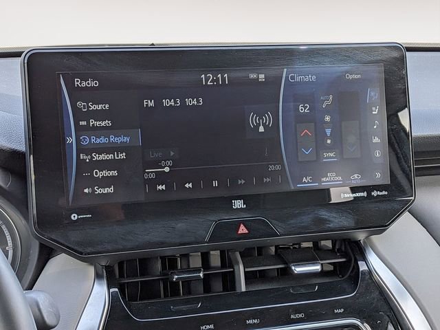 Used 2021 Toyota Venza Limited image 9